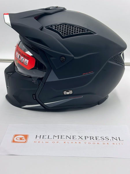 MT Streetfighter S SV Stripe jethelm mat zwart